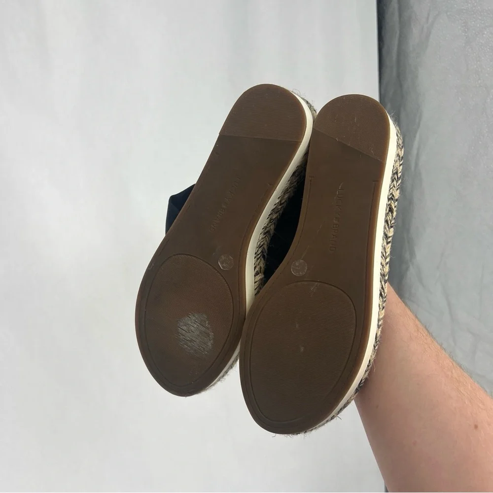 Lucky Brand | 9.5 black sandals